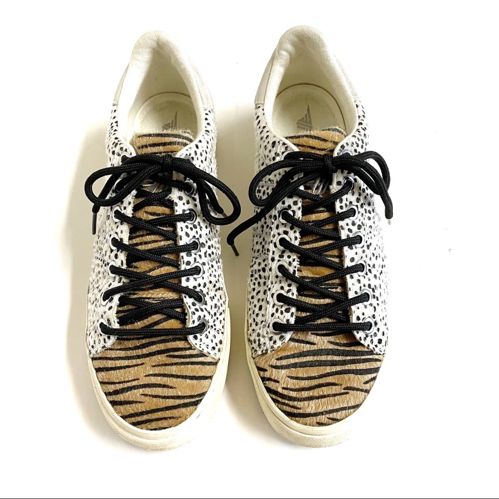 Gola Orchid II Safari Animal Print Sneakers Size 7
